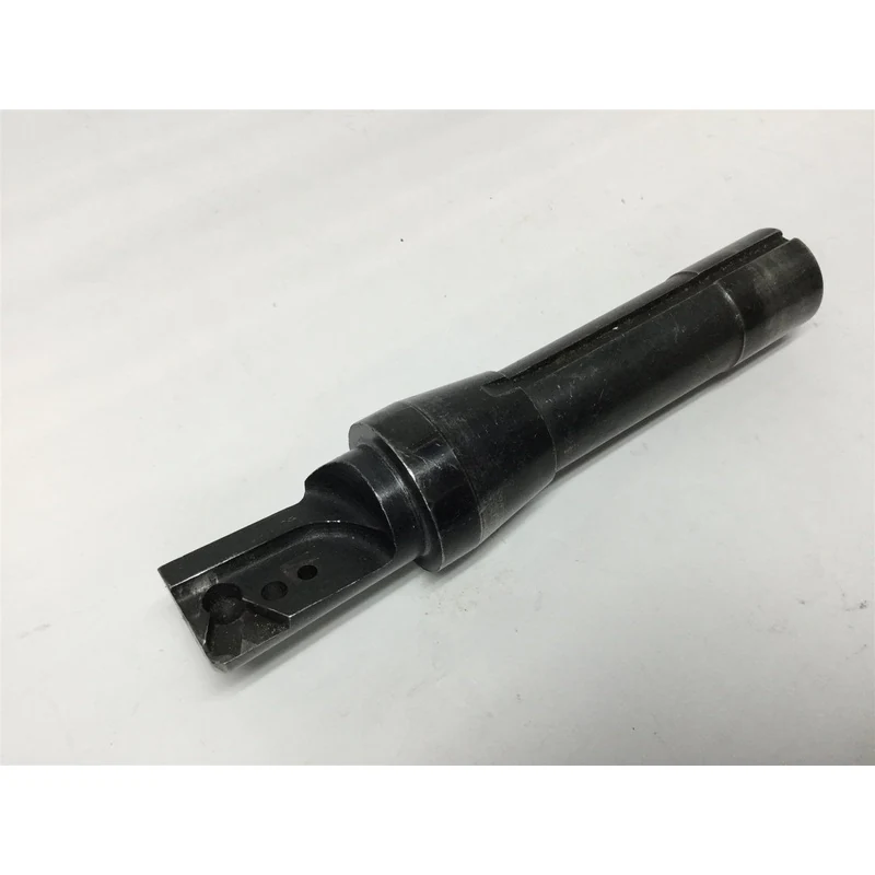 Used APT EM100-R8 Tri-Dex Indexable End Mill Triangle Insert Positive Rake 90 deg Cut